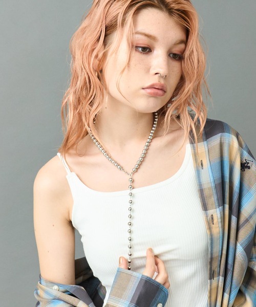 ANAP(アナップ)の「ボールチェーン ロングネックレス(ネックレス・レディース・ゴールド/シルバー・F)」の4枚目の写真