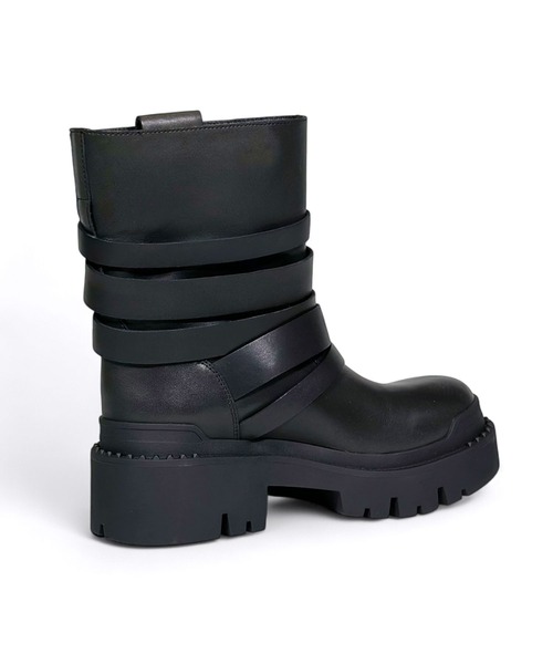 ASH（アッシュ）の「ASH/アッシュ【NIKI】ベルトコンバットブーツ 厚底 ロックテイスト ボリュームソール 6cmヒール（ブーツ・レディース・ブラック・35/39/38/37/36）」の4枚目の写真