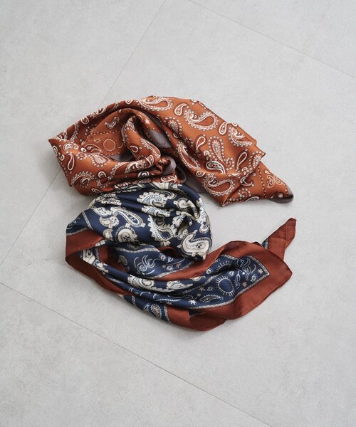 LOUNGEDRESS(ラウンジドレス)の「【GALENA/ガレナ】ペイズリープリントスカーフ(バンダナ/スカーフ・レディース・ネイビー/レッド・FREE)」の7枚目の写真