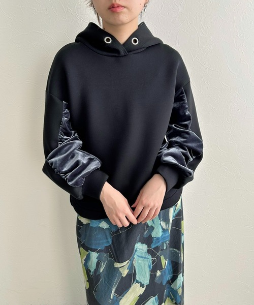 LHELBIE(レルビエ)の「ベロア×ダンボールパーカー(パーカー・レディース・ブラック/オフホワイト/グレー・M)」の18枚目の写真