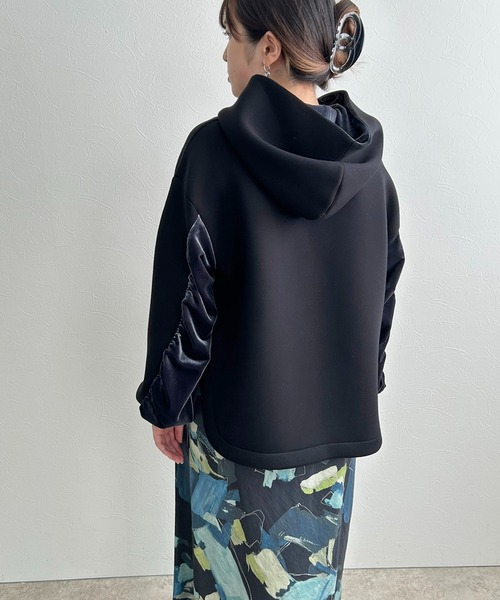LHELBIE(レルビエ)の「ベロア×ダンボールパーカー(パーカー・レディース・ブラック/オフホワイト/グレー・M)」の19枚目の写真