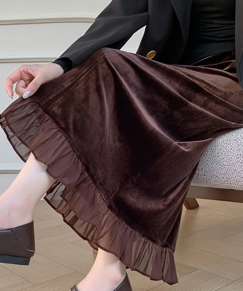 Diosfront(ディオスフロント)の「バックスリットフリル切替ベロアスカート(スカート・レディース・ブラック/モカ・S/M/L)」の6枚目の写真