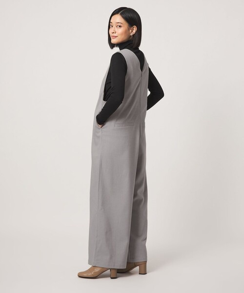 A DAY IN THE LIFE UNITED ARROWS(アデイインザライフユナイテッドアローズ)の「裏起毛 Vネック オールインワン <A DAY IN THE LIFE>(ワンピース・レディース・ネイビー/グレー系/ナチュラル・FREE)」の4枚目の写真