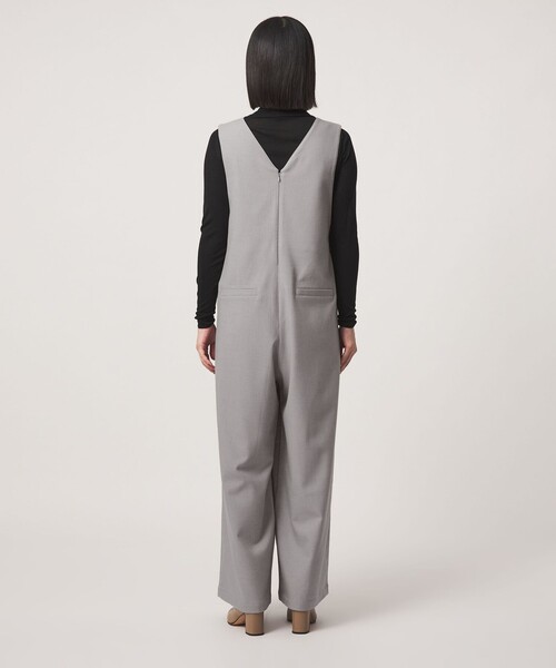 A DAY IN THE LIFE UNITED ARROWS(アデイインザライフユナイテッドアローズ)の「裏起毛 Vネック オールインワン <A DAY IN THE LIFE>(ワンピース・レディース・ネイビー/グレー系/ナチュラル・FREE)」の7枚目の写真