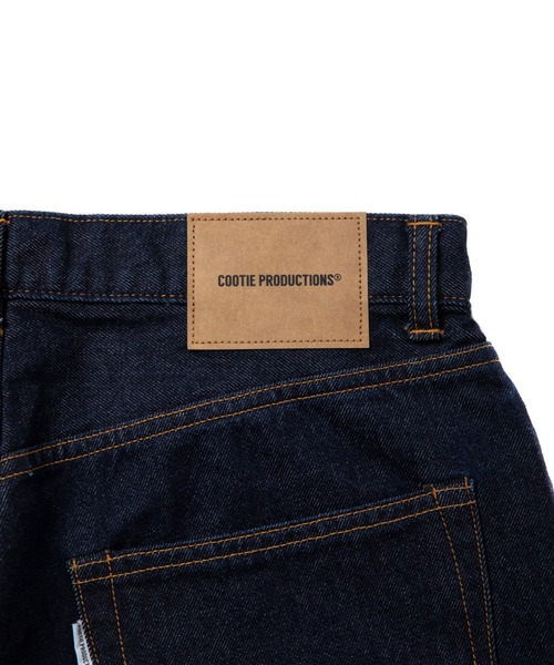COOTIE PRODUCTIONS（クーティープロダクションズ）の「12.5oz Denim 5 Pocket Extra Baggy Pants（デニムパンツ・メンズ・ブラック/インディゴブルー・SMALL/MEDIUM/LARGE/X-LARGE）」の4枚目の写真
