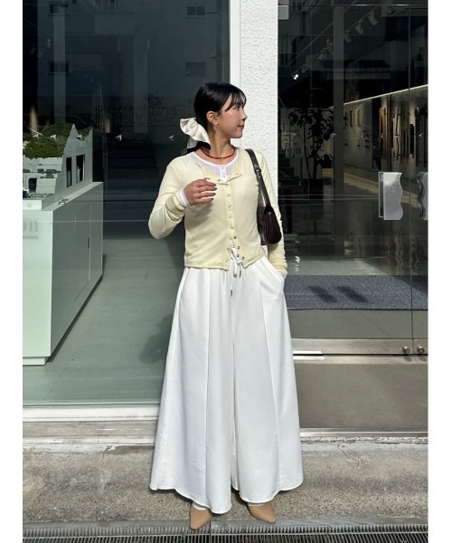 titivate(ティティベイト)の「スーパーワイドタックスウェットパンツ(その他パンツ・レディース・オフホワイト/クリーム/ブラック・L/M/S/SP)」の5枚目の写真