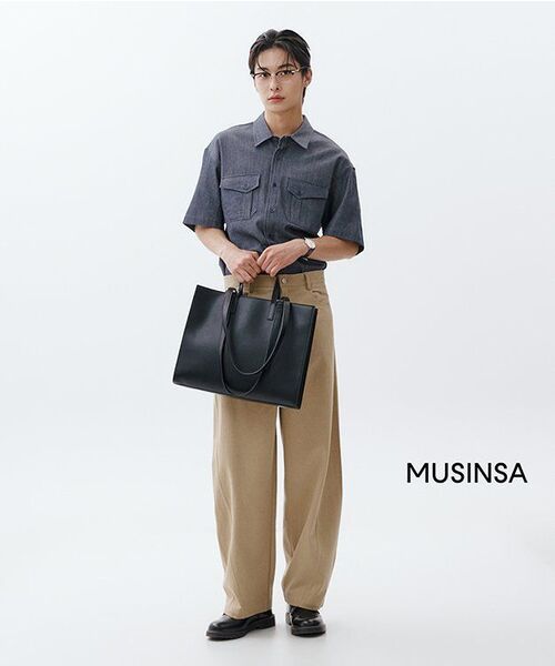 MUSINSA STANDARD（ムシンサスタンダード）の「シンセティックレザー レクタングルショルダートートバッグ_ミディアム [ブラック]（トートバッグ・レディース・その他・FREE）」の11枚目の写真