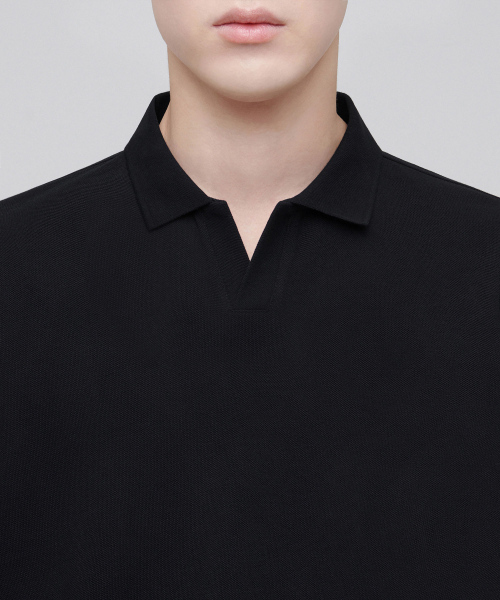 MUSINSA STANDARD（ムシンサスタンダード）の「スリットネックピケポロシャツ[ブラック]（ポロシャツ・メンズ・その他・MEDIUM/LARGE/X-LARGE/XX-LARGE/XXX-LARGE/SMALL）」の4枚目の写真