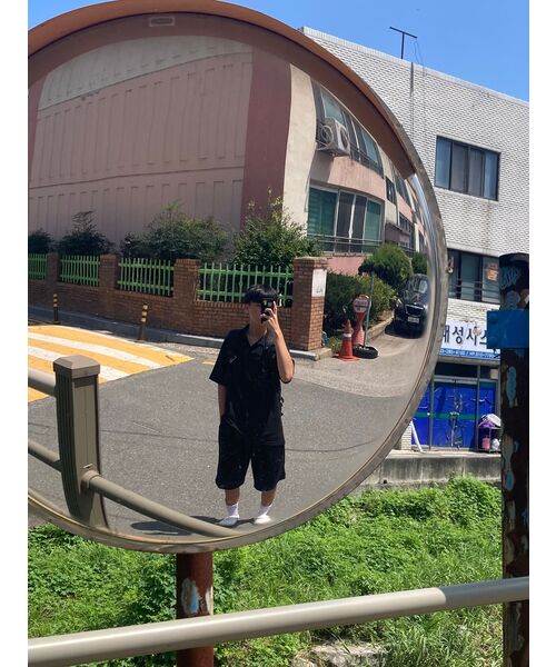 MUSINSA STANDARD（ムシンサスタンダード）の「スリットネックピケポロシャツ[ブラック]（ポロシャツ・メンズ・その他・MEDIUM/LARGE/X-LARGE/XX-LARGE/XXX-LARGE/SMALL）」の9枚目の写真