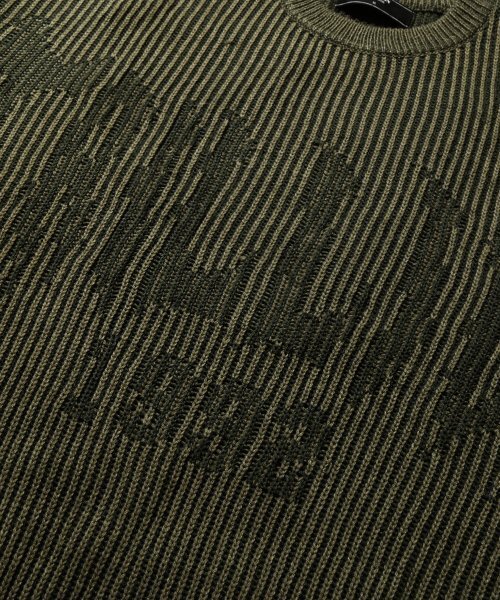 TRILLION（トリリオン）の「ウォッシャブルツートンクルーネックグラフィックニット（カーキ）（ニット/セーター・レディース・その他・MEDIUM/LARGE/X-LARGE）」の8枚目の写真
