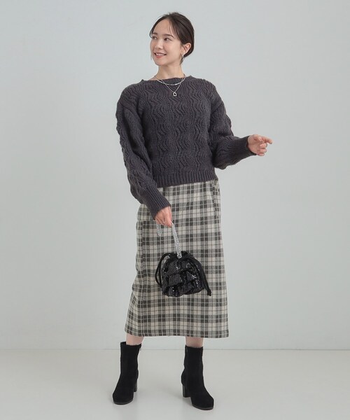 DRESKIP（ドレスキップ）の「【S-LL】ふんわり大人の 透かし編みニット（ニット/セーター・レディース・チャコールグレー/ブルー/アイボリー/ライトオレンジ系・01/02/03/04）」の7枚目の写真