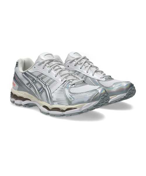 ASICS(アシックス)の「GEL-KAYANO 12.1 / ゲルカヤノ 12.1(スニーカー・メンズ・ホワイト×シルバー・26/27.5/28.5/25.5/27/29.5/29/23/26.5/25/28/23.5/24/24.5)」の4枚目の写真