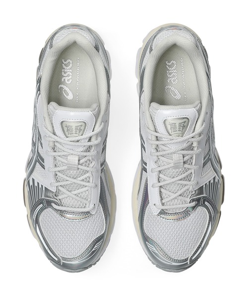 ASICS(アシックス)の「GEL-KAYANO 12.1 / ゲルカヤノ 12.1(スニーカー・メンズ・ホワイト×シルバー・26/27.5/28.5/25.5/27/29.5/29/23/26.5/25/28/23.5/24/24.5)」の3枚目の写真