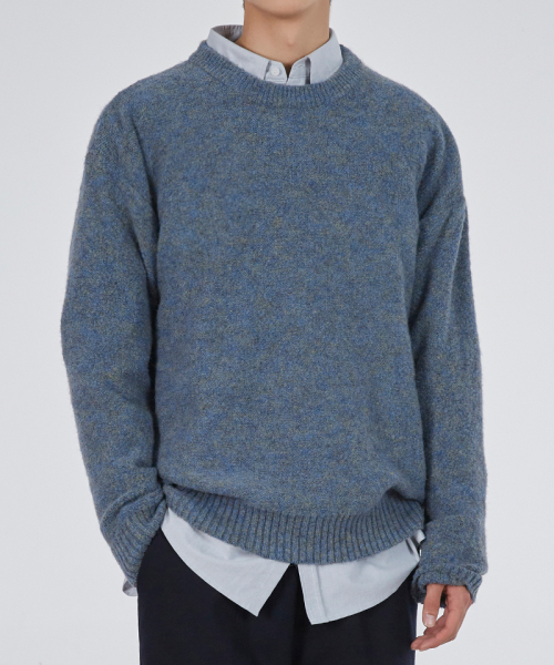 GLW（ジーエルダブリュ）の「マイルドボカシクルーネックスウェットオーバーサイズニットブルー（ニット/セーター・レディース・その他・SMALL/X-SMALL/LARGE/MEDIUM）」の4枚目の写真