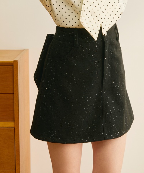 TITTY&CO.（ティティーアンドコー）の「バックリボンラメショートスカート（スカート・レディース・ブラック/グレー・SMALL/MEDIUM）」の17枚目の写真