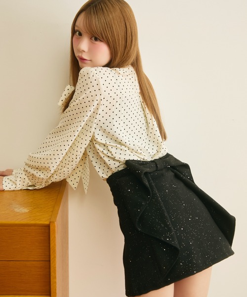 TITTY&CO.（ティティーアンドコー）の「バックリボンラメショートスカート（スカート・レディース・ブラック/グレー・SMALL/MEDIUM）」の16枚目の写真