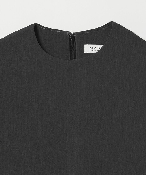 MARW UNITED ARROWS（マルゥ ユナイテッドアローズ）の「＜MARW UNITED ARROWS＞クルーネック ブラウス（シャツ/ブラウス・レディース・ブラック/ネイビー/ダークグレー・FREE）」の7枚目の写真