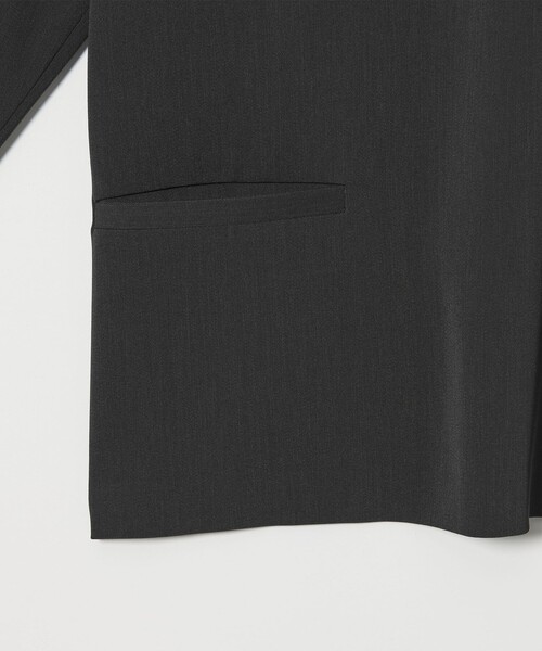 MARW UNITED ARROWS（マルゥ ユナイテッドアローズ）の「＜MARW UNITED ARROWS＞クルーネック ブラウス（シャツ/ブラウス・レディース・ブラック/ネイビー/ダークグレー・FREE）」の9枚目の写真