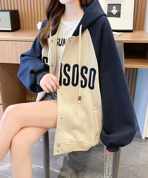 SallyLunn(サリーラン)の「ラグランスリーブフードジャケット(その他アウター・レディース・ネイビー/カーキ/ブラウン・LARGE/MEDIUM)」の1枚目の写真