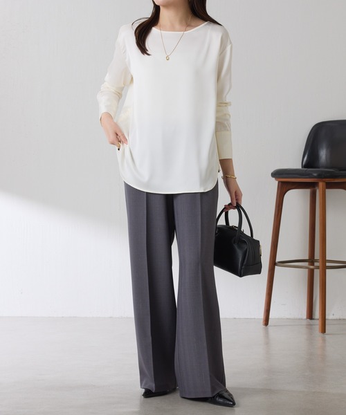 COLLAGE GALLARDAGALANTE（コラージュガリャルダガランテ）の「サテンサイドドロストTブラウス（シャツ/ブラウス・レディース・ダークブラウン/オフホワイト・FREE）」の3枚目の写真