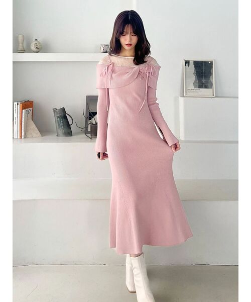 MERCURYDUO(マーキュリーデュオ)の「レース切替オフショルニットワンピース(ワンピース・レディース・アイボリー/チャコールグレー/ピンク/ブラック・SMALL/MEDIUM)」の11枚目の写真