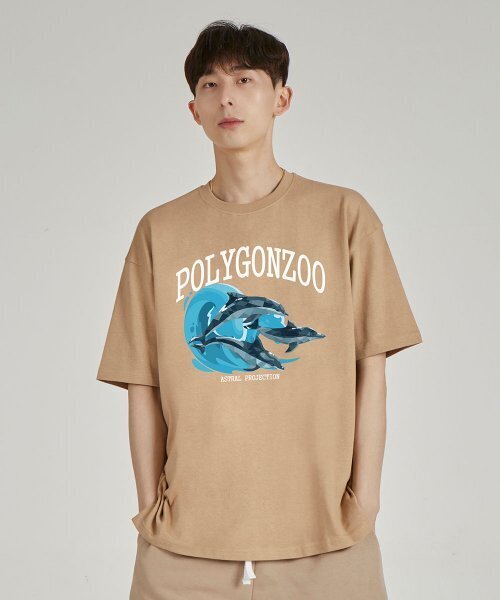 ASTRAL PROJECTION(アストラルプロジェクション)の「ポリゴンドルフィンラウンドネック15番手綿半袖Tシャツ_ベージュ(Tシャツ/カットソー・メンズ・その他・MEDIUM/X-LARGE/LARGE)」の1枚目の写真