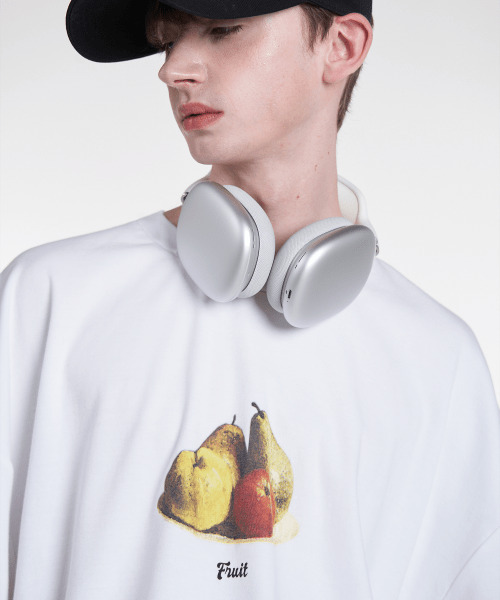 VERSE ONE(バースワン)の「FRUITS LOGO T-SHIRTS WHITE(Tシャツ/カットソー・メンズ・その他・LARGE/MEDIUM)」の2枚目の写真