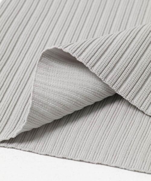 URBAN RESEARCH ROSSO WOMEN(アーバンリサーチ ロッソ)の「Vネックリブフロント釦デザインニット(カーディガン/ボレロ・レディース・ベージュ系その他/ピンク・FREE)」の14枚目の写真