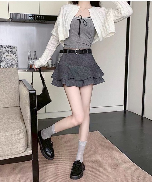 leune（ルネ）の「ベルト付きダンボールニット二段フリルスウェットスカート【インパン付き】（スカート・レディース・チャコールグレー/グレー/ブラック・LARGE/MEDIUM/SMALL）」の9枚目の写真