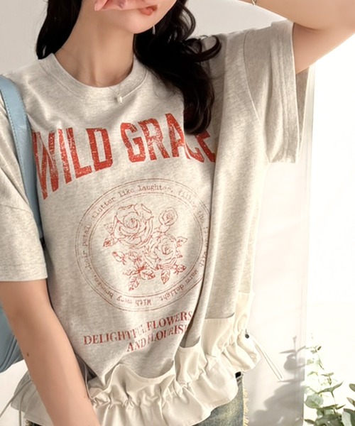 mily bilet(ミウィビレット)の「【mily bilet】甘辛バランスが叶う!綿100% 体型カバー裾ドロストフリルプリントTシャツ(Tシャツ/カットソー・レディース・チャコール/オフホワイト/ネイビー/オートミール・LARGE/MEDIUM/X-LARGE/SMALL)」の3枚目の写真