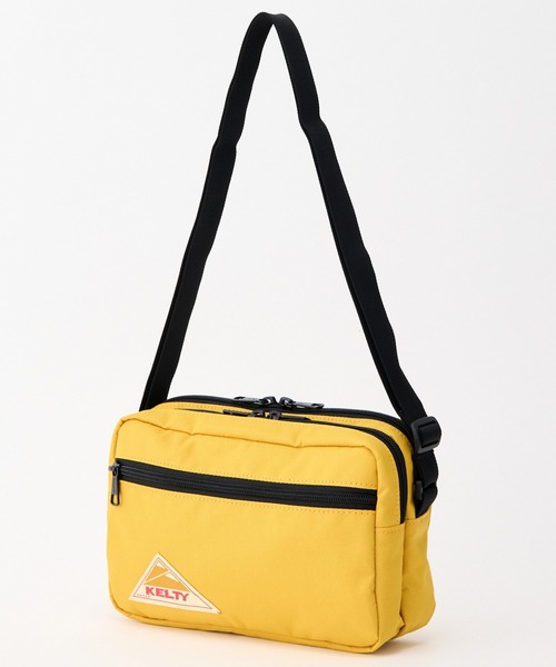 KELTY(ケルティ)の「GO OUT掲載モデル【KELTY】ES RECTANGLE ZIP SHOULDER S ミニショルダーバッグ 軽量(ショルダーバッグ・レディース・マスタード/ネイビー/ベージュ/ブラック系/セージグリーン/レオパード/タン/アニマル/スカイブルー/オリーブ/ブラウン系/ブラック/ホワイト系・ONE SIZE)」の11枚目の写真