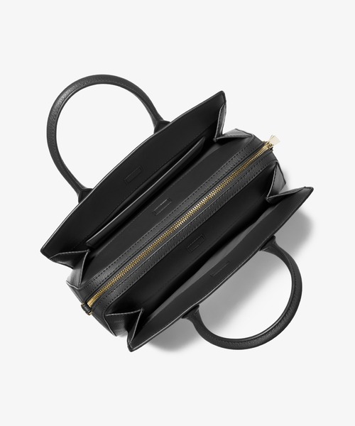 MICHAEL KORS(マイケルコース)の「LAILA レザー サッチェル ミディアム(ハンドバッグ・レディース・ブラック・FREE)」の4枚目の写真