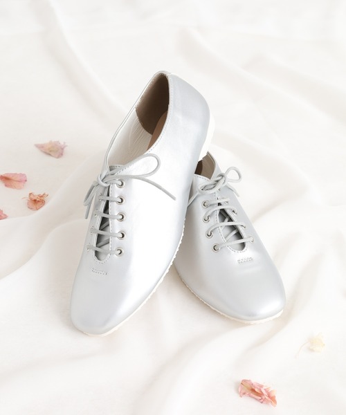 FUNALIVE（ファンアライブ）の「レースアップバレーシューズ（バレエシューズ・レディース・ブラック/シルバー/ブラウン/ホワイト・S/LL/M/L）」の4枚目の写真