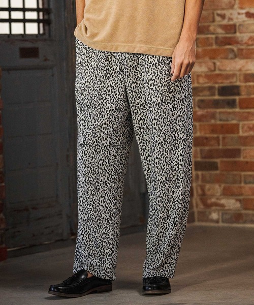 CAMBIO（カンビオ）の「mp14604- Leopard Pleats Wide Straight Pants ロングパンツ(2026GIM-013)（その他パンツ・メンズ・ホワイト/ブラック/ブラウン・S/M/L）」の16枚目の写真