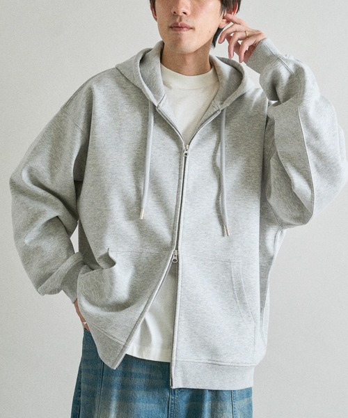 CRAFT STANDARD BOUTIQUE(クラフトスタンダードブティック)の「ボンディングスウェットジップパーカー(パーカー・メンズ・ライトグレー/ブラック・S/L/M)」の2枚目の写真
