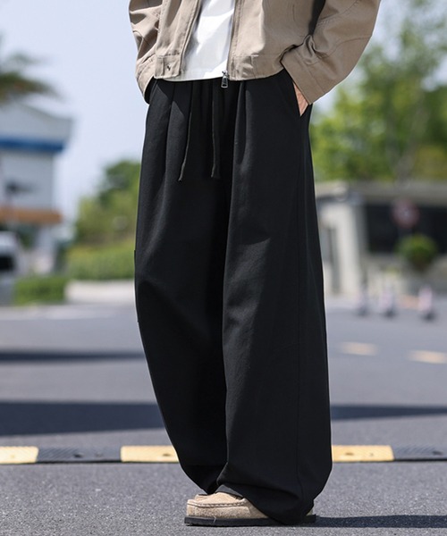 TOBEE(トゥビー)の「【TOBEE】 ワイドルーズスラックス /ストレートチノパンツ(チノパンツ・メンズ・ブラック/ベージュ/オフホワイト・MEDIUM/LARGE/X-LARGE)」の8枚目の写真