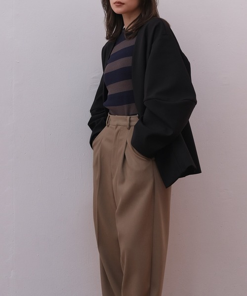 AKTE(アクテ)の「コクーンスリーブノーカラージャケット(ノーカラージャケット・レディース・キャメル/ブラック・2/1)」の5枚目の写真