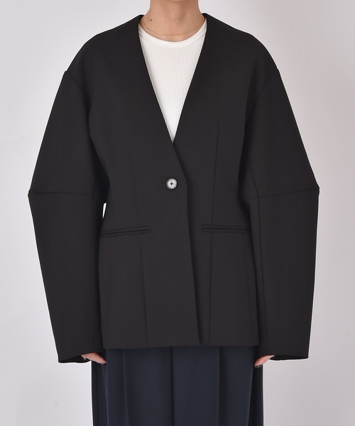 AKTE(アクテ)の「コクーンスリーブノーカラージャケット(ノーカラージャケット・レディース・キャメル/ブラック・2/1)」の13枚目の写真