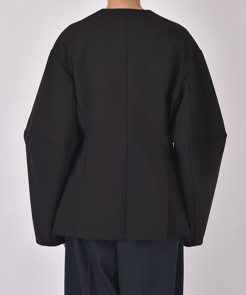 AKTE(アクテ)の「コクーンスリーブノーカラージャケット(ノーカラージャケット・レディース・キャメル/ブラック・2/1)」の15枚目の写真