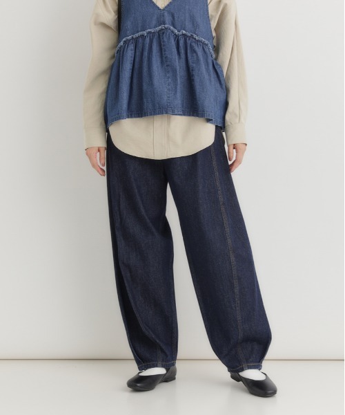 Right-on(ライトオン)の「【HONEYSUCKLE ROSE】デニム コクーンパンツ (サイドカーブ / モードシルエット / ヴィンテージ風)(デニムパンツ・レディース・ノンウォッシュ/ダークインディゴブルー・S/M/XL/L)」の15枚目の写真