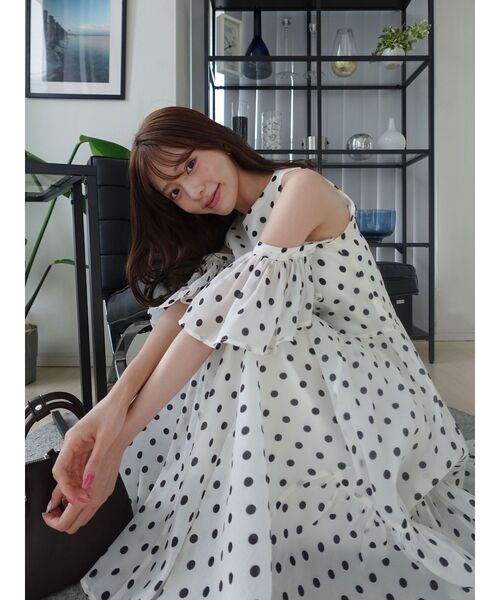 LAGUNAMOON(ラグナムーン)の「3WAYシアードットプリントギャザーフレアワンピース 【夏服】(ワンピース・レディース・ブラウン/ホワイト・MEDIUM/SMALL)」の18枚目の写真