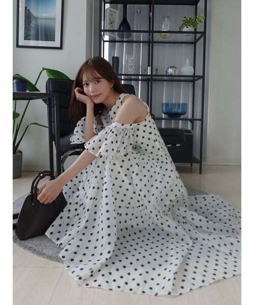 LAGUNAMOON(ラグナムーン)の「3WAYシアードットプリントギャザーフレアワンピース 【夏服】(ワンピース・レディース・ブラウン/ホワイト・MEDIUM/SMALL)」の20枚目の写真