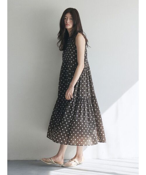 LAGUNAMOON（ラグナムーン）の「3WAYシアードットプリントギャザーフレアワンピース 【夏服】（ワンピース・レディース・ブラウン/ホワイト・MEDIUM/SMALL）」の14枚目の写真