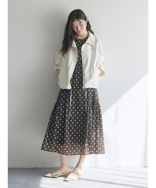 LAGUNAMOON(ラグナムーン)の「3WAYシアードットプリントギャザーフレアワンピース 【夏服】(ワンピース・レディース・ブラウン/ホワイト・MEDIUM/SMALL)」の5枚目の写真