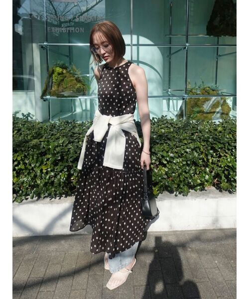 LAGUNAMOON(ラグナムーン)の「3WAYシアードットプリントギャザーフレアワンピース 【夏服】(ワンピース・レディース・ブラウン/ホワイト・MEDIUM/SMALL)」の8枚目の写真