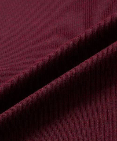 VELNUS（ベルナス）の「【VELNUS】Shoulder Zip Melange Ribbed Knit Short Sleeve T-Shirt/ショルダーZIPメランジリブニット半袖Tシャツ（Tシャツ/カットソー・メンズ・バーガンディー/チャコールグレー・L/M/S）」の19枚目の写真