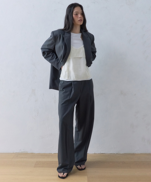 LETOILE(レトワール)の「ワンタックワイドスラックス_チャコール(スラックス・レディース・チャコール・SMALL/MEDIUM)」の4枚目の写真