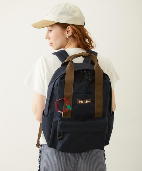 MILKFED.(ミルクフェド)の「GLITTER APPLE CARABINER RED(キーホルダー・レディース・レッド・ONE SIZE)」の4枚目の写真