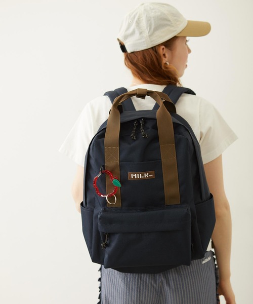 MILKFED.(ミルクフェド)の「GLITTER APPLE CARABINER RED(キーホルダー・レディース・レッド・ONE SIZE)」の5枚目の写真