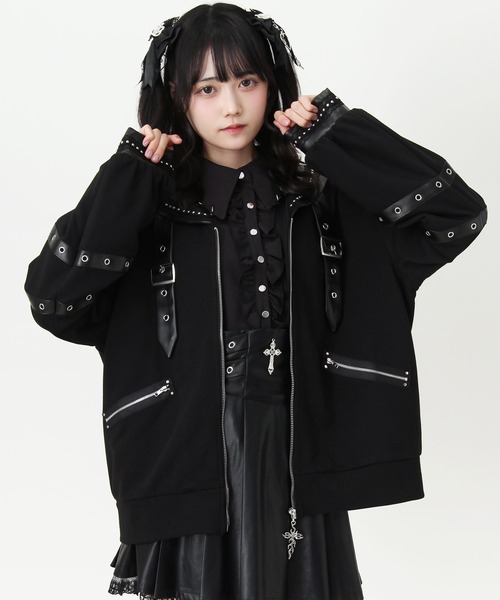 DearMyLove(ディアマイラブ)の「レザースタッズセーラー襟ベルトブルゾン(ブルゾン・レディース・グレー/ブラック・FREE)」の2枚目の写真